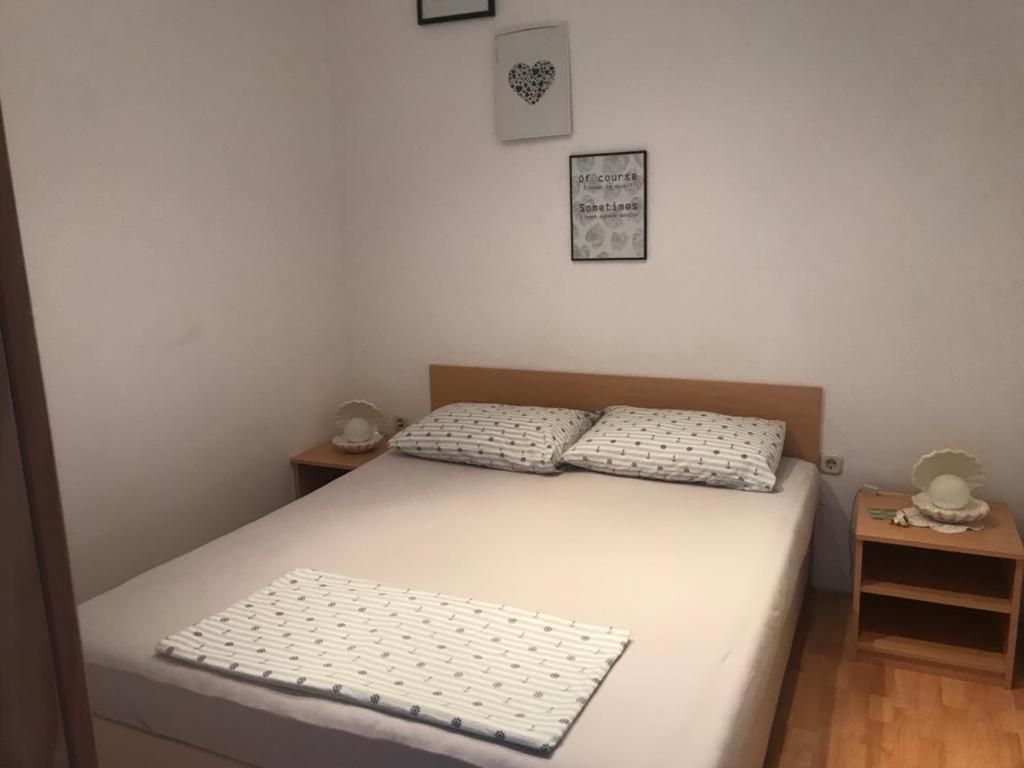 Apartman Lana Zablaće Eksteriør billede